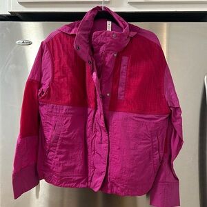 Lululemon windbreaker